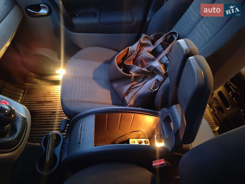 Мінівен Renault Scenic 2007 в Одесі