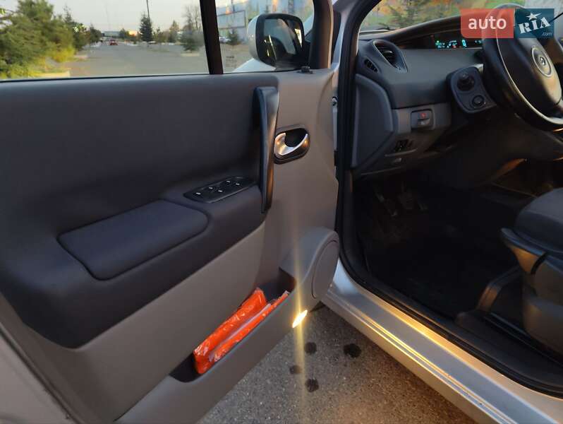 Мінівен Renault Scenic 2007 в Одесі