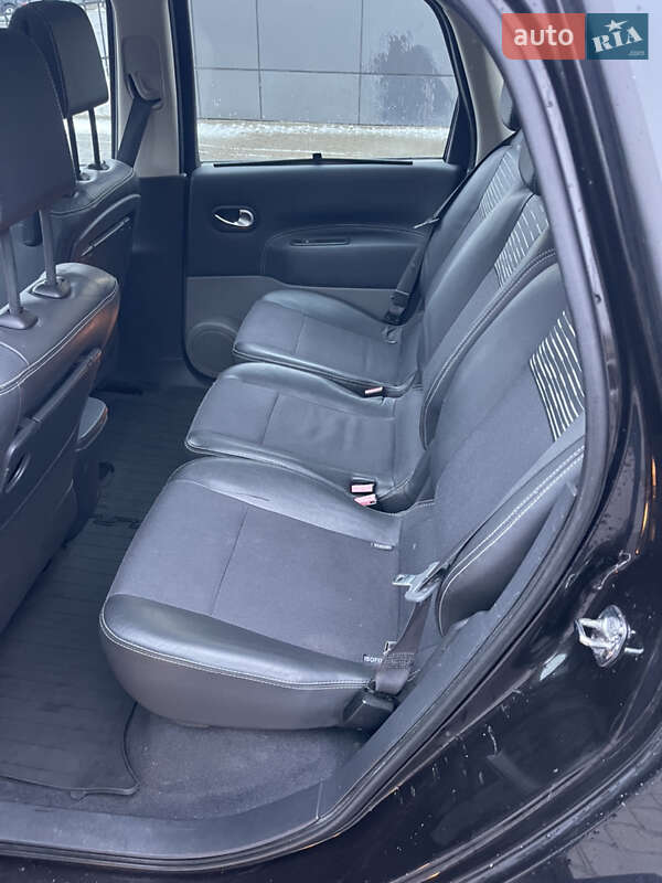 Минивэн Renault Scenic 2008 в Ровно