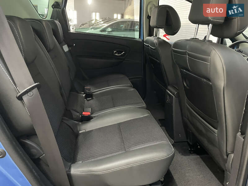 Минивэн Renault Scenic 2013 в Стрые