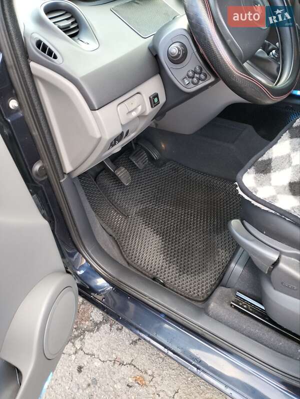 Мінівен Renault Scenic 2007 в Рівному