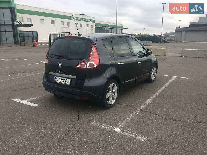 Мінівен Renault Scenic 2010 в Софіївській Борщагівці