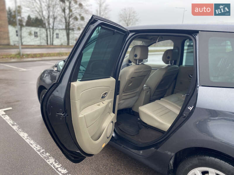 Мінівен Renault Scenic 2011 в Рівному