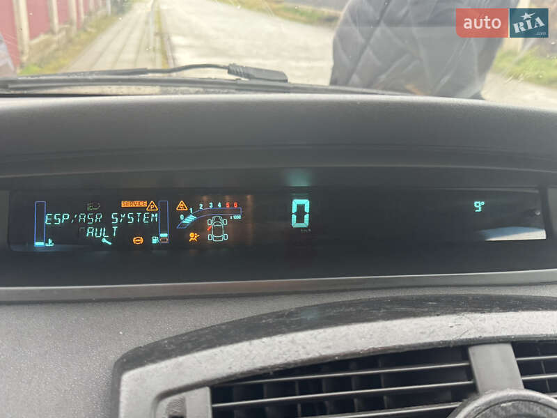 Минивэн Renault Scenic 2005 в Львове фото 16 Минивэн Renault Scenic 2005 в Львове