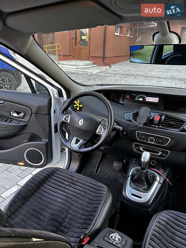 Мінівен Renault Scenic 2011 в Львові