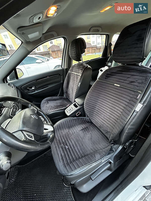 Мінівен Renault Scenic 2011 в Львові