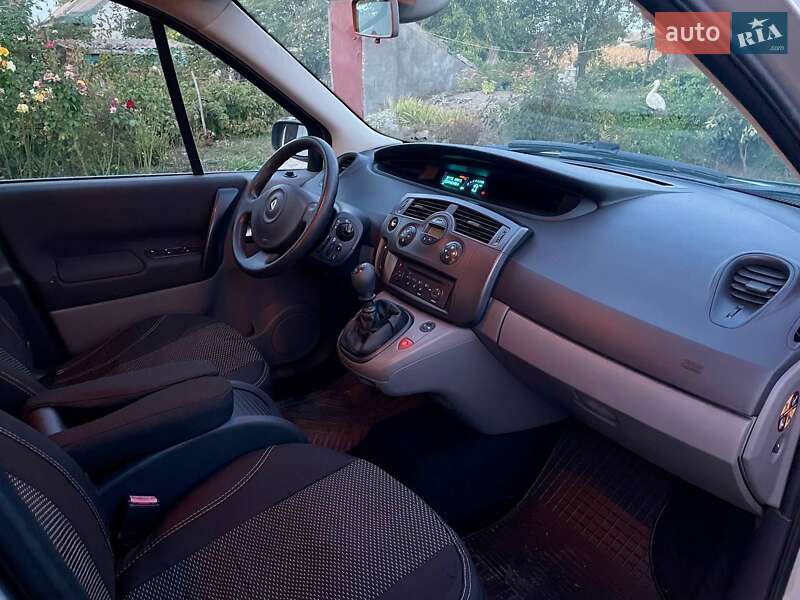 Мінівен Renault Scenic 2008 в Глобиному