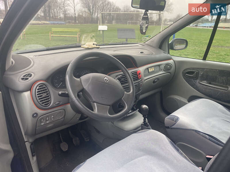 Минивэн Renault Scenic 2001 в Ромнах фото 9 Минивэн Renault Scenic 2001 в Ромнах