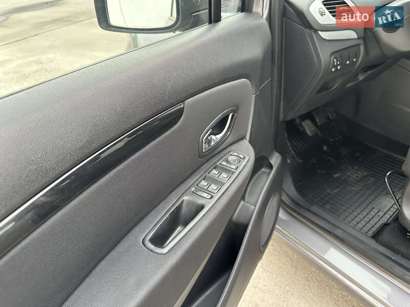 Минивэн Renault Scenic 2014 в Виннице