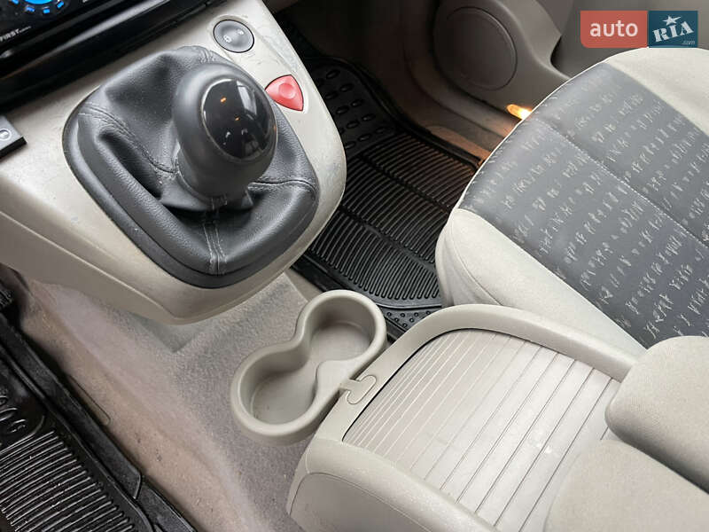 Минивэн Renault Scenic 2003 в Красилове