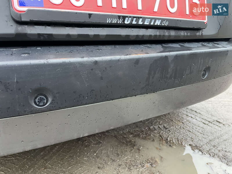 Минивэн Renault Scenic 2003 в Красилове