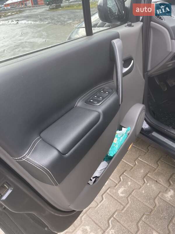 Минивэн Renault Scenic 2008 в Стрые