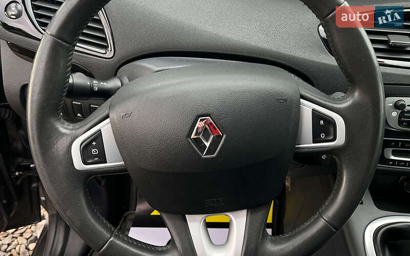 Минивэн Renault Scenic 2012 в Коломые