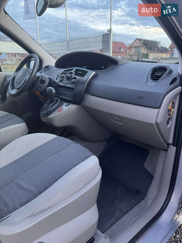 Минивэн Renault Scenic 2005 в Виноградове