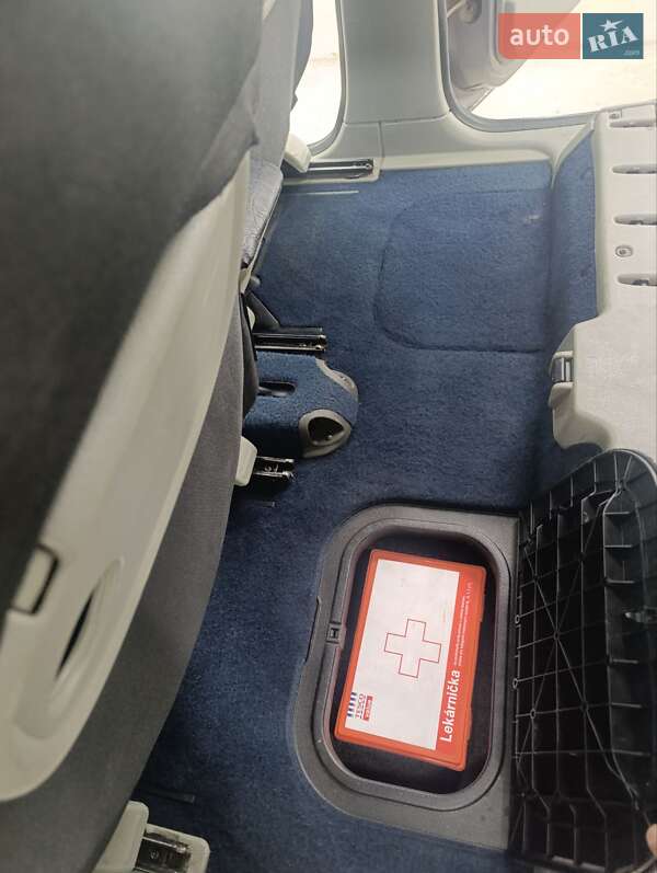 Минивэн Renault Scenic 2000 в Ужгороде