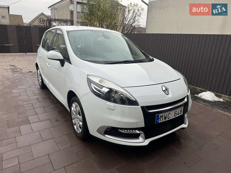 Мінівен Renault Scenic 2012 в Радивиліві