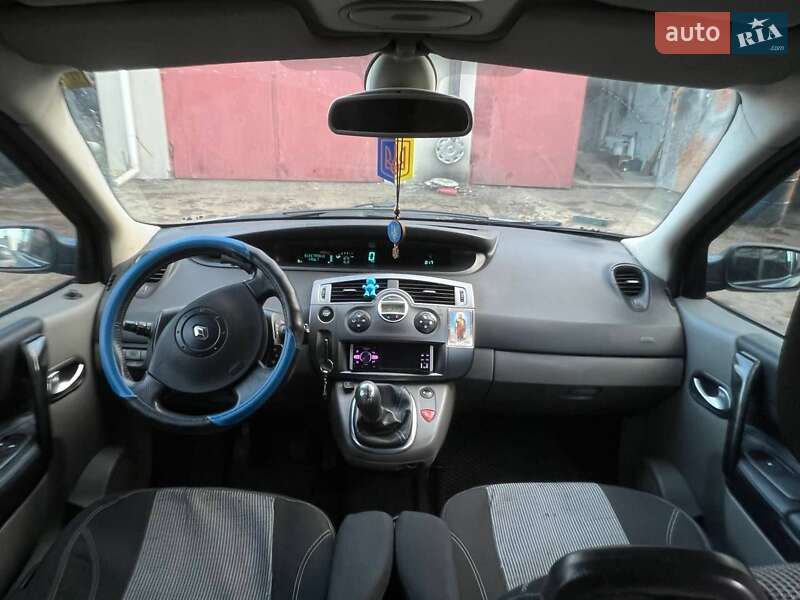 Мінівен Renault Scenic 2005 в Києві