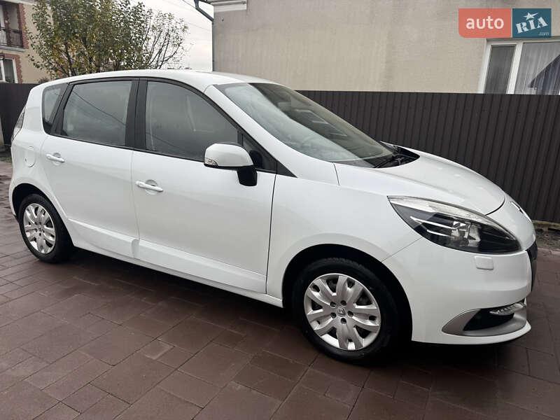Мінівен Renault Scenic 2012 в Радивиліві