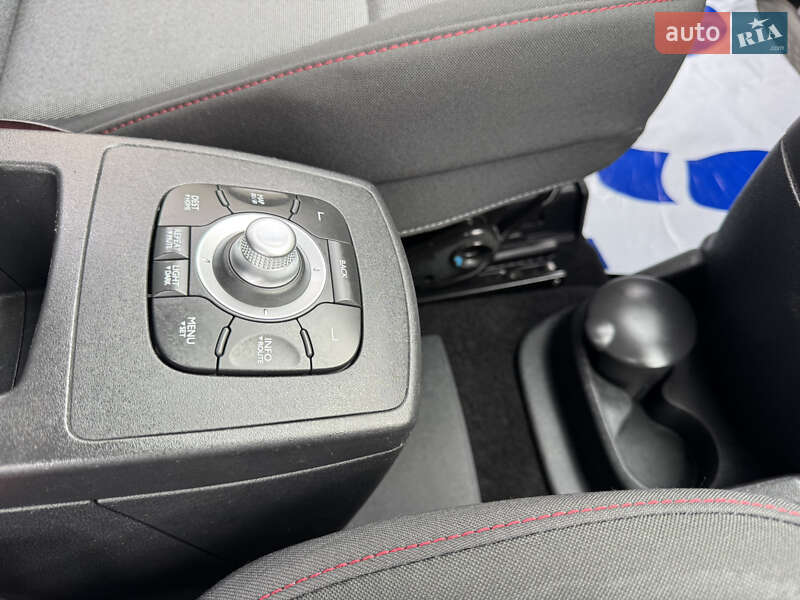 Мінівен Renault Scenic 2012 в Радивиліві