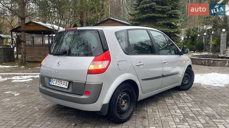 Минивэн Renault Scenic 2005 в Дрогобыче