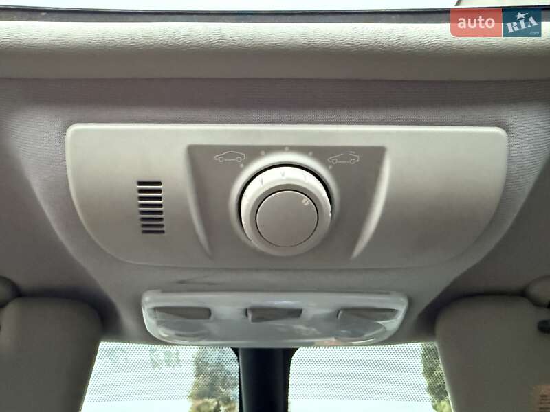 Минивэн Renault Scenic 2014 в Стрые