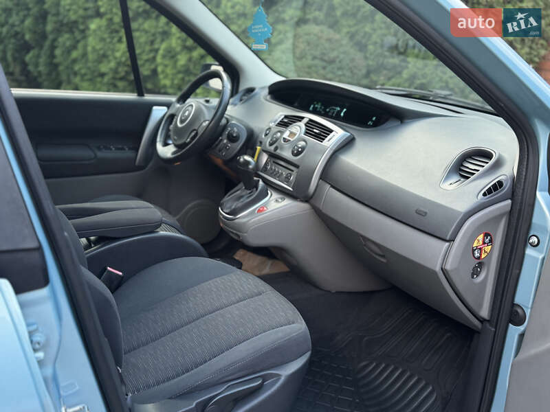 Мінівен Renault Scenic 2007 в Луцьку