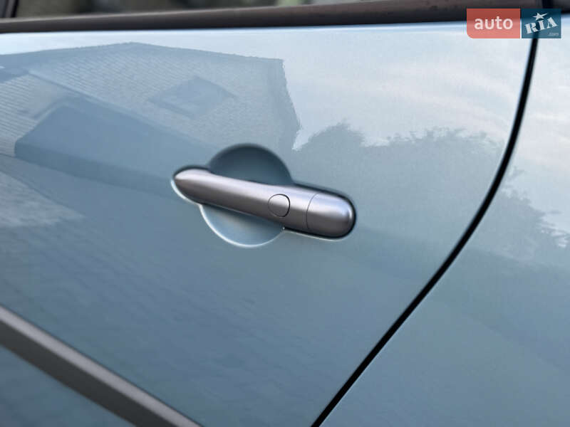 Мінівен Renault Scenic 2007 в Луцьку