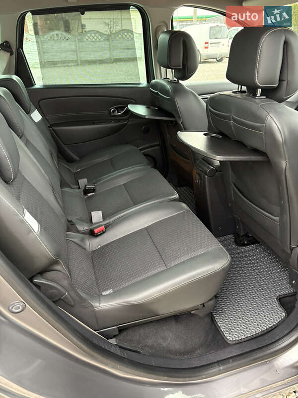 Мінівен Renault Scenic 2013 в Івано-Франківську