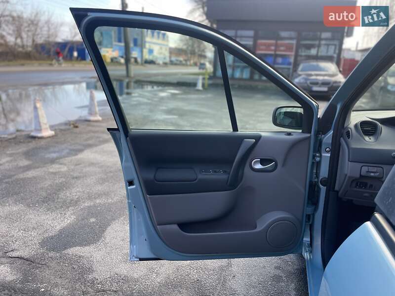 Мінівен Renault Scenic 2008 в Сумах фото 8 Мінівен Renault Scenic 2008 в Сумах