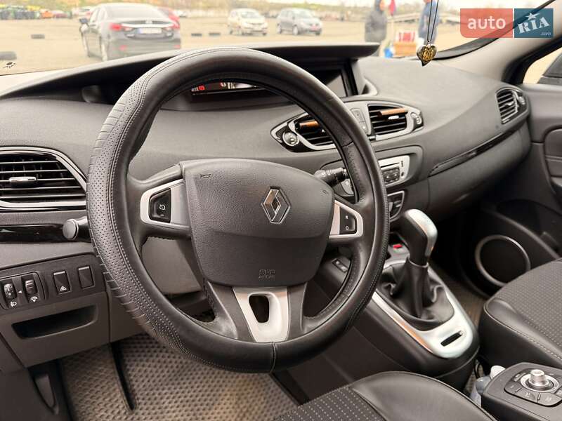 Минивэн Renault Scenic 2012 в Одессе