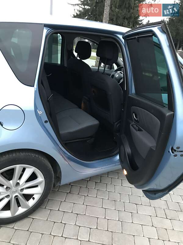 Мінівен Renault Scenic 2010 в Старокостянтинові