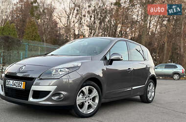 Мінівен Renault Scenic 2009 в Умані