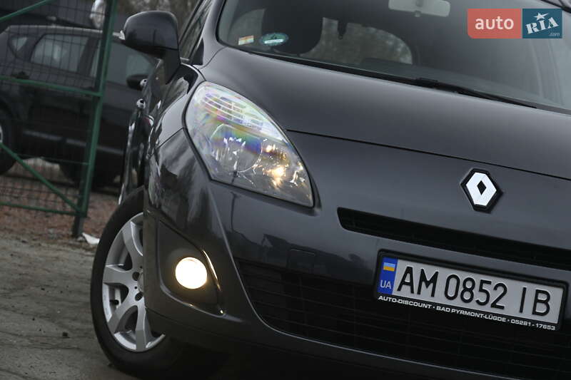 Мінівен Renault Scenic 2009 в Бердичеві фото 4 Мінівен Renault Scenic 2009 в Бердичеві