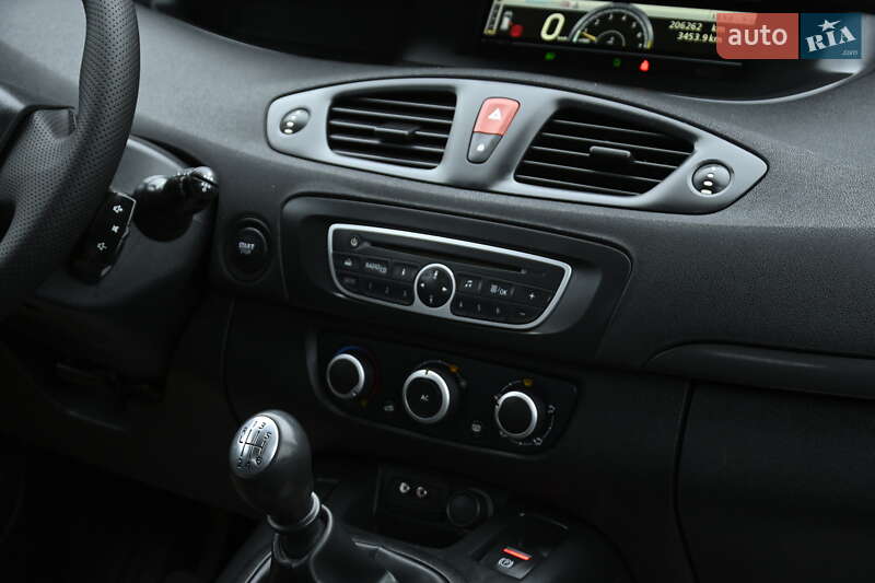 Мінівен Renault Scenic 2009 в Бердичеві фото 35 Мінівен Renault Scenic 2009 в Бердичеві