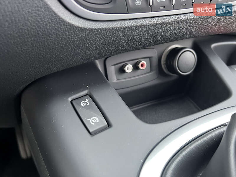 Минивэн Renault Scenic 2011 в Луцке фото 81 Минивэн Renault Scenic 2011 в Луцке