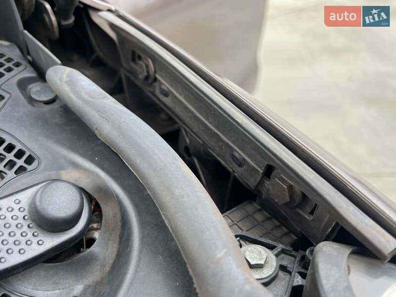 Минивэн Renault Scenic 2011 в Луцке фото 162 Минивэн Renault Scenic 2011 в Луцке