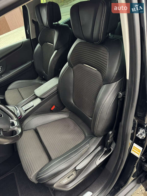 Минивэн Renault Scenic 2016 в Луцке