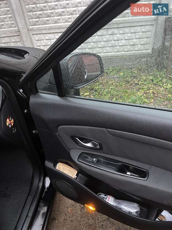 Минивэн Renault Scenic 2011 в Костополе