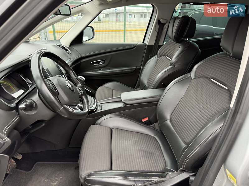 Минивэн Renault Scenic 2017 в Киеве