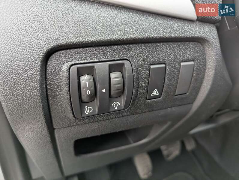 Минивэн Renault Scenic 2014 в Дубно