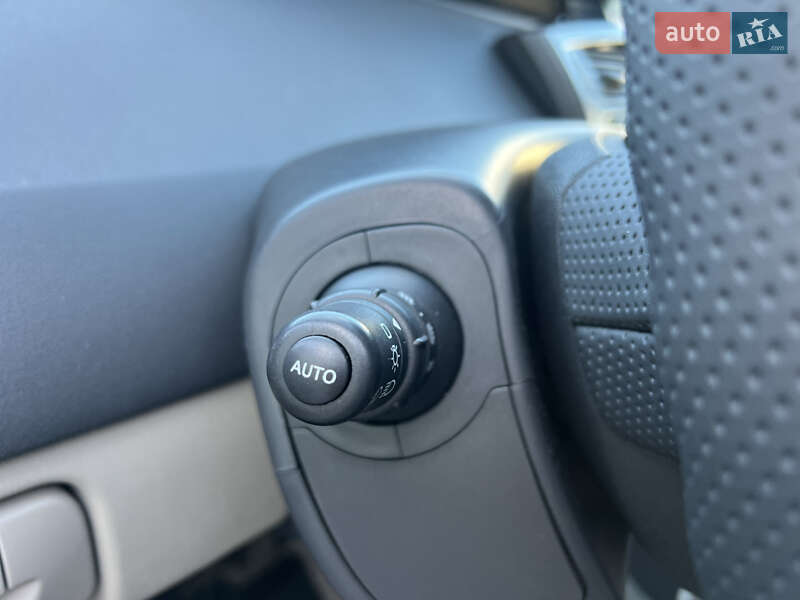 Минивэн Renault Scenic 2005 в Луцке фото 24 Минивэн Renault Scenic 2005 в Луцке