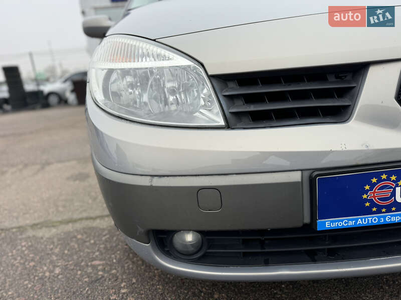 Мінівен Renault Scenic 2004 в Києві