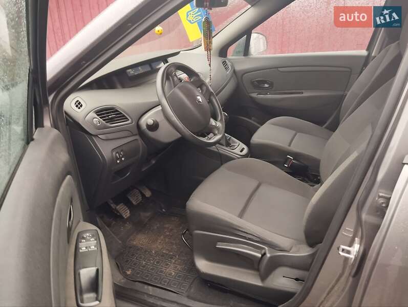 Минивэн Renault Scenic 2009 в Кременчуге