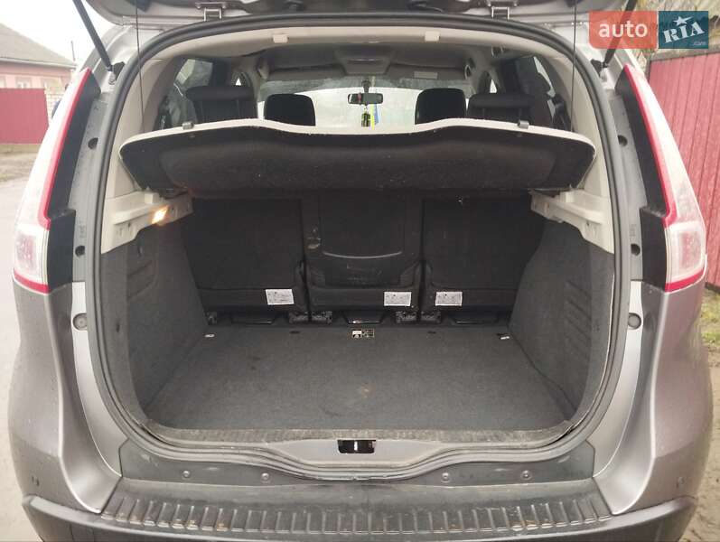 Минивэн Renault Scenic 2009 в Кременчуге