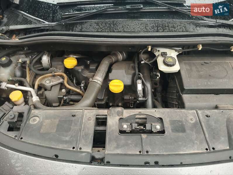 Минивэн Renault Scenic 2009 в Кременчуге
