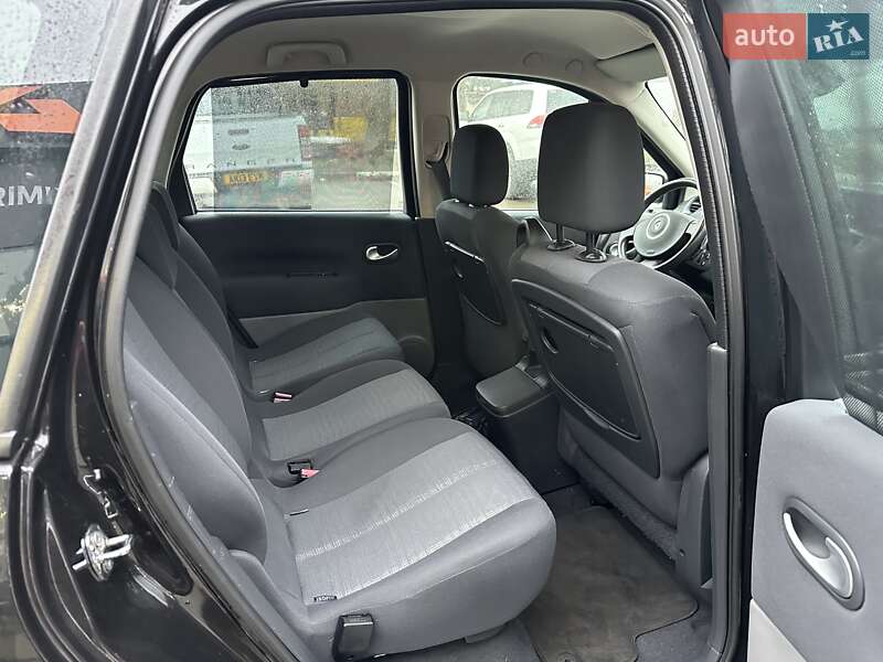 Мінівен Renault Scenic 2008 в Києві фото 12 Мінівен Renault Scenic 2008 в Києві