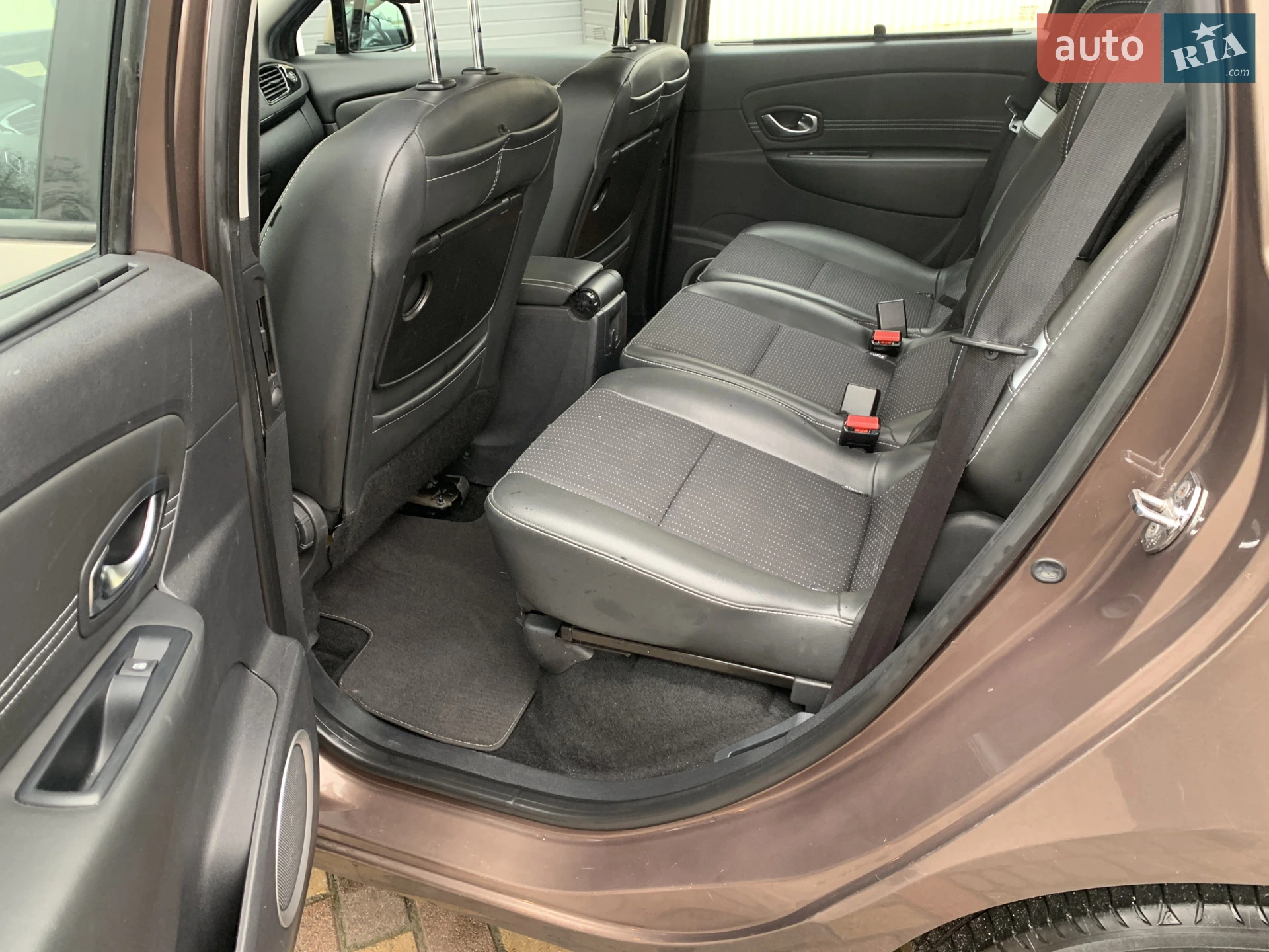 2011 Renault Scenic - мініатюра 19
