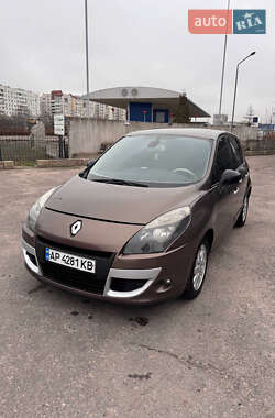 Мінівен Renault Scenic 2011 в Запоріжжі