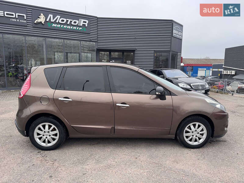 Минивэн Renault Scenic 2011 в Запорожье фото 5 Минивэн Renault Scenic 2011 в Запорожье