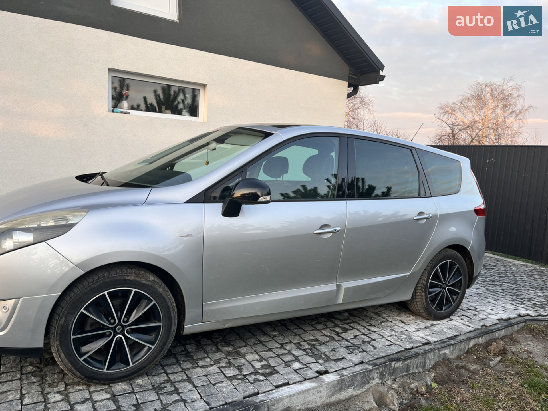 2011 Renault Scenic - мініатюра 3